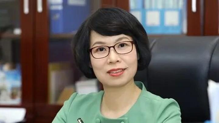 Từ Phụ nữ tuổi này dễ có